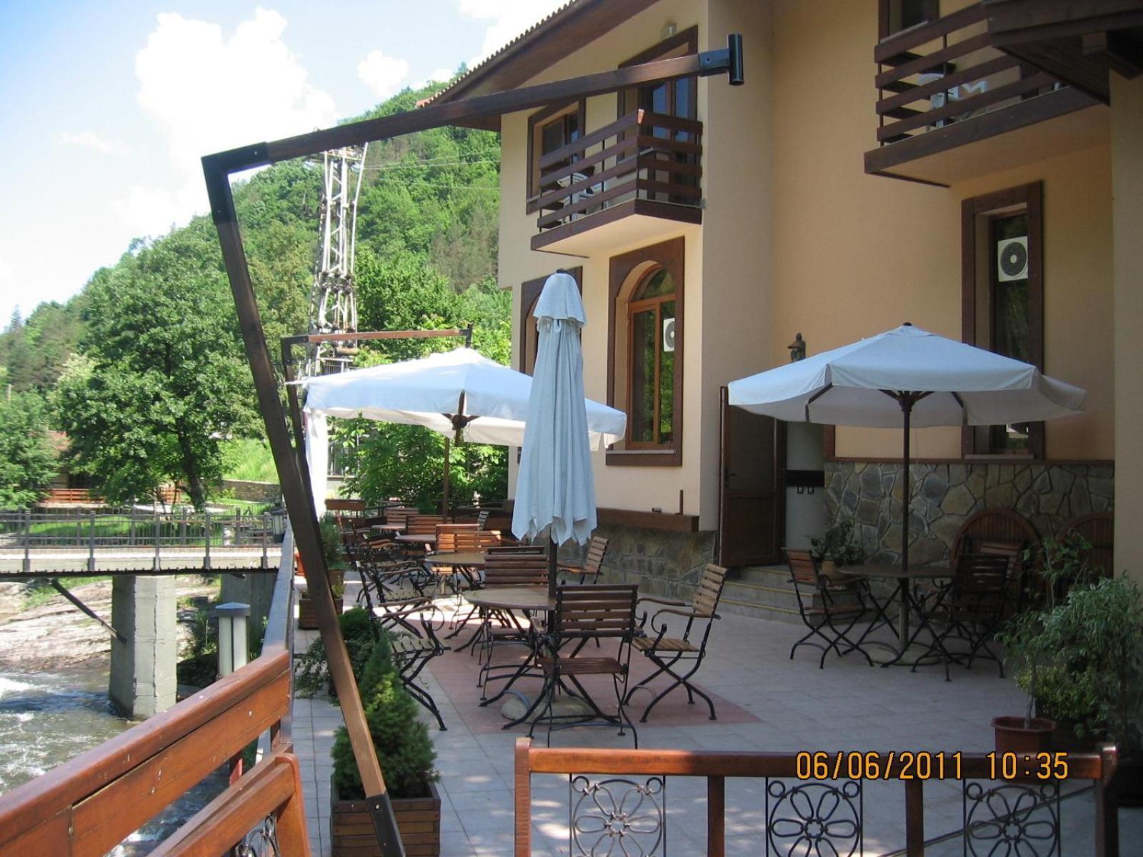 Семеен Хотел Федора Ribarica Exterior foto