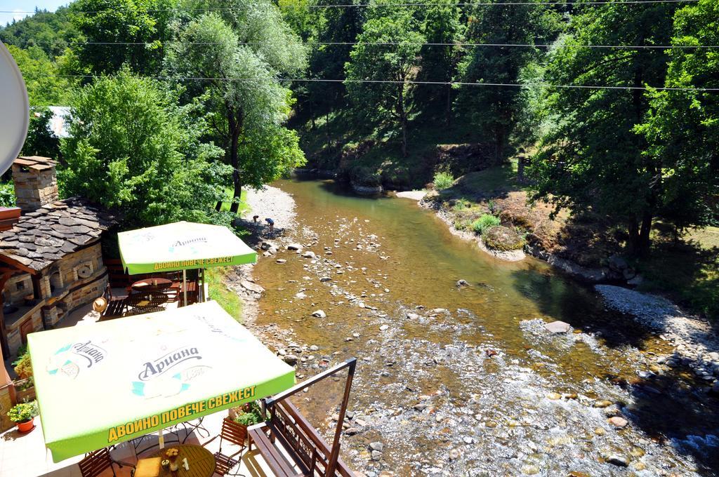 Семеен Хотел Федора Ribarica Exterior foto