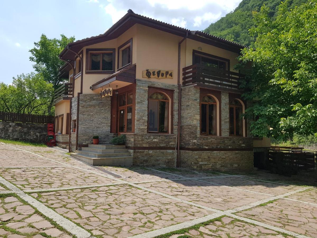 Семеен Хотел Федора Ribarica Exterior foto
